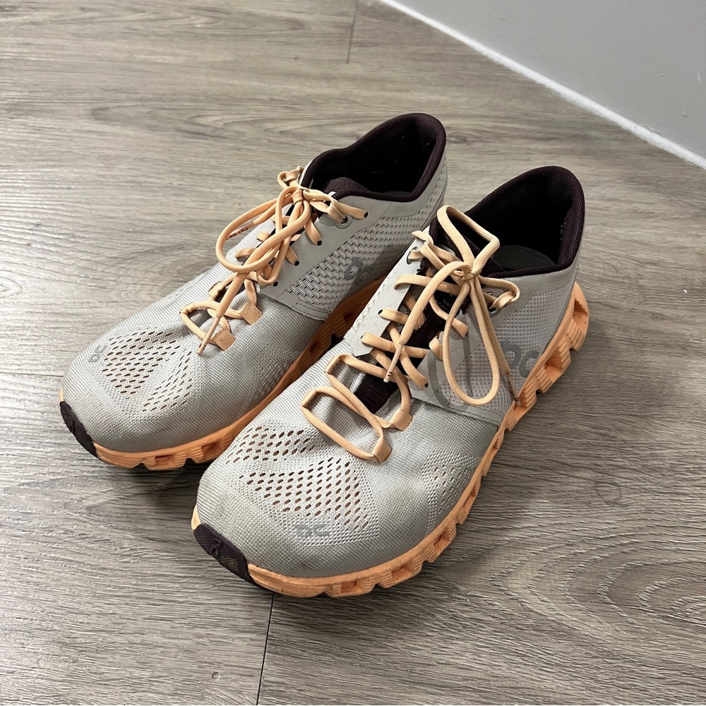 ON CLOUD SHOES